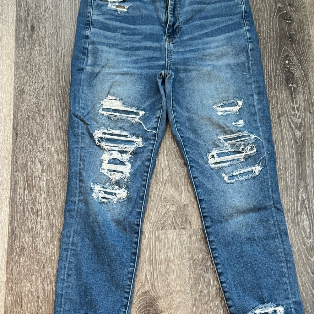 American Eagle Outfitters Distressed Skinny Jeans
